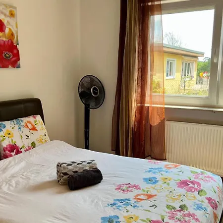 In Odenwald With 3 Double Bedrooms Lejlighed *