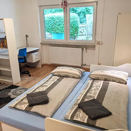 In Odenwald With 3 Double Bedrooms Lejlighed *