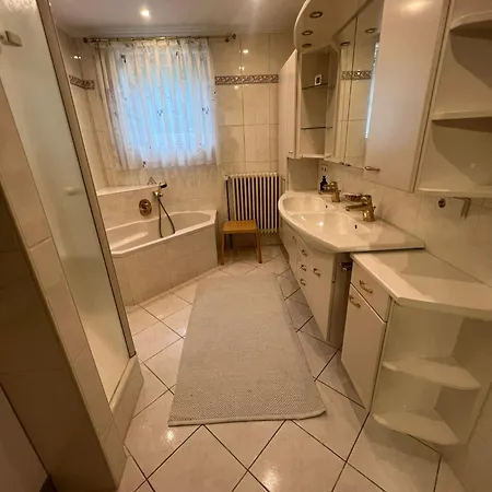 In Odenwald With 3 Double Bedrooms Apartment Mosbach (Neckar-Odenwald)