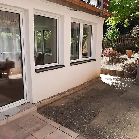 In Odenwald With 3 Double Bedrooms Lejlighed *